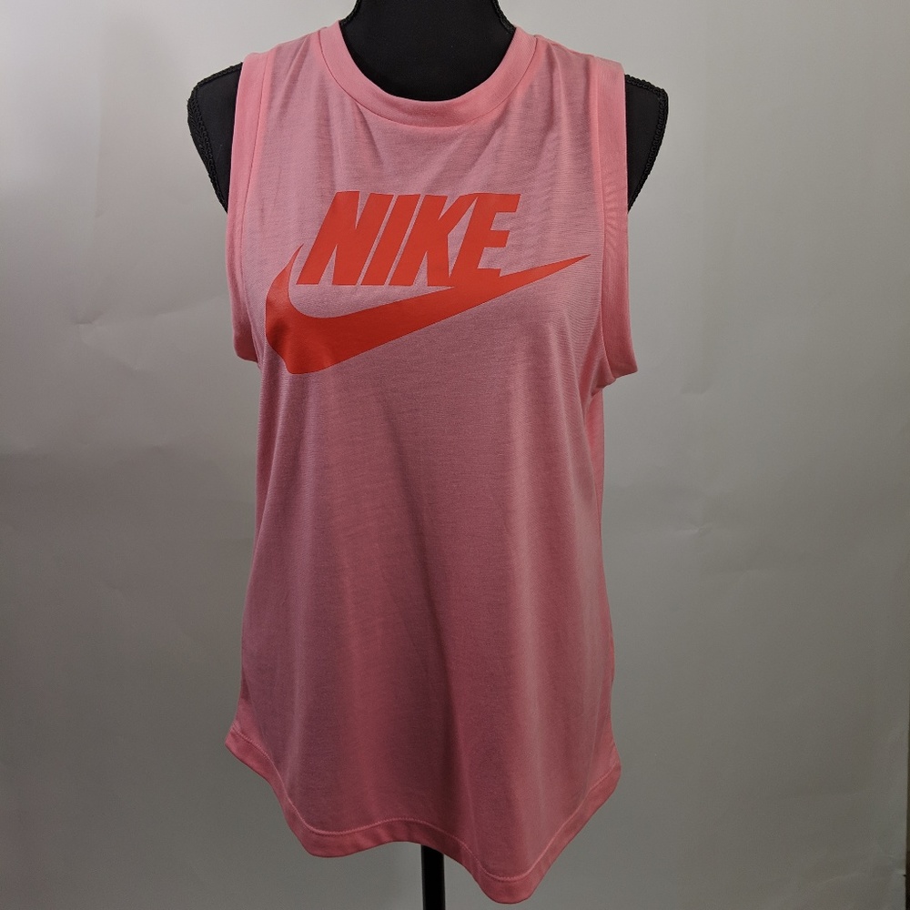Nike Sportswear Essential Muscle Tank Top